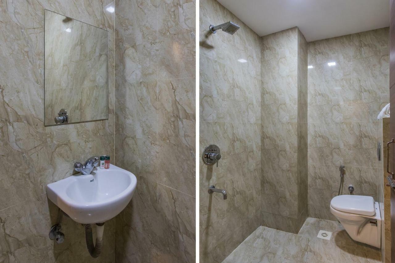 Oyo 17161 Hotel Mahalaxmi Удджайн Экстерьер фото