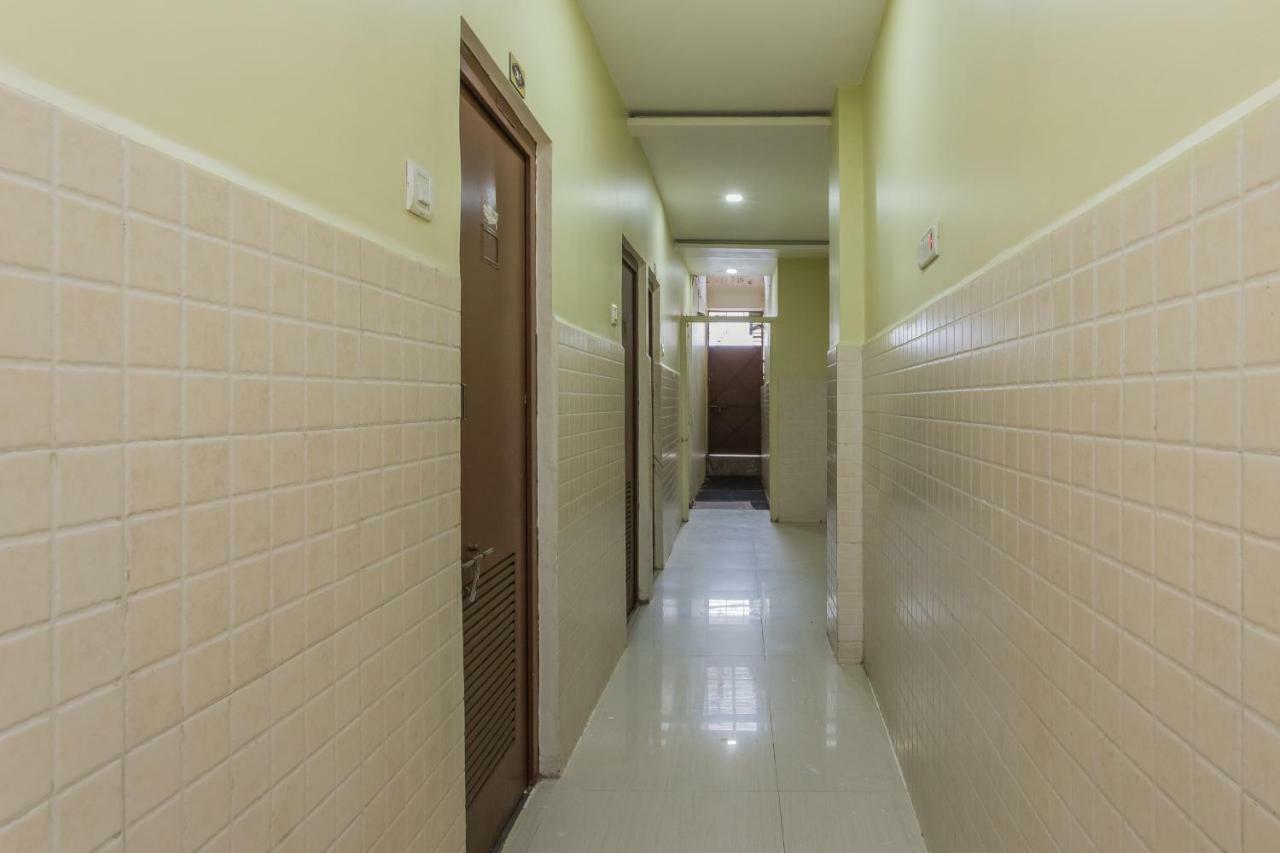 Oyo 17161 Hotel Mahalaxmi Удджайн Экстерьер фото